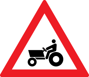 Traffic sign of Romania: Warning for tractors